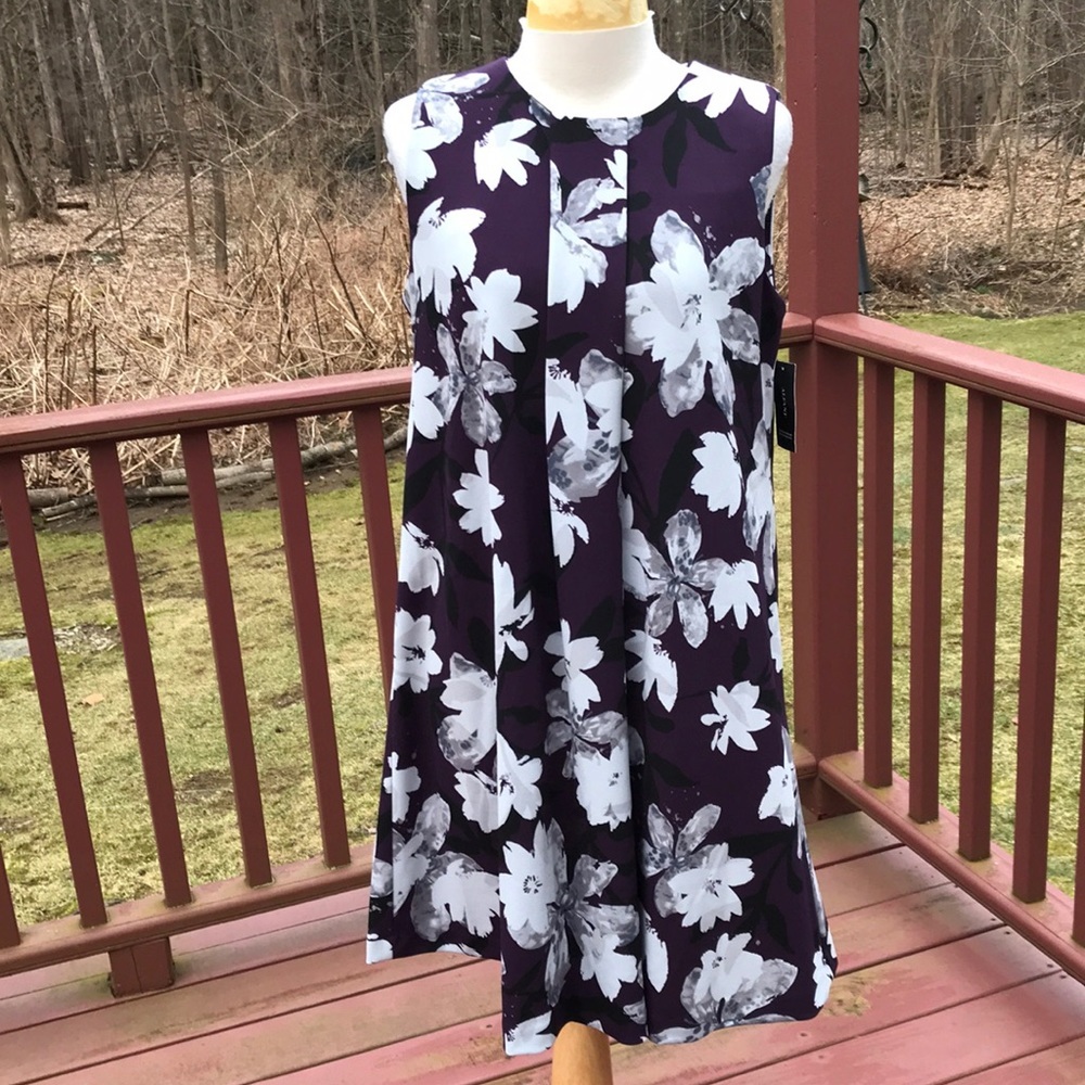 New! Alfani Sz 4, Plum Watercolor Floral Printed Flowy Dress.
